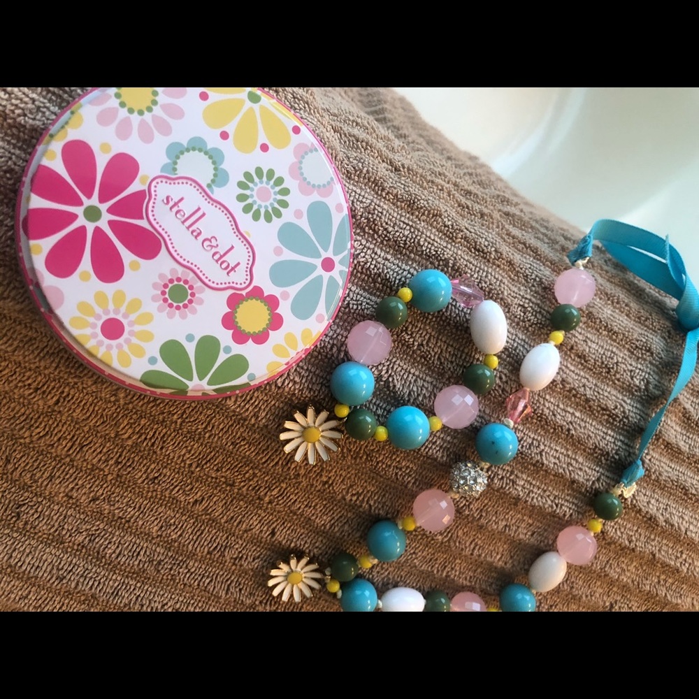 Stella & Dot, child’s necklace and bracelet